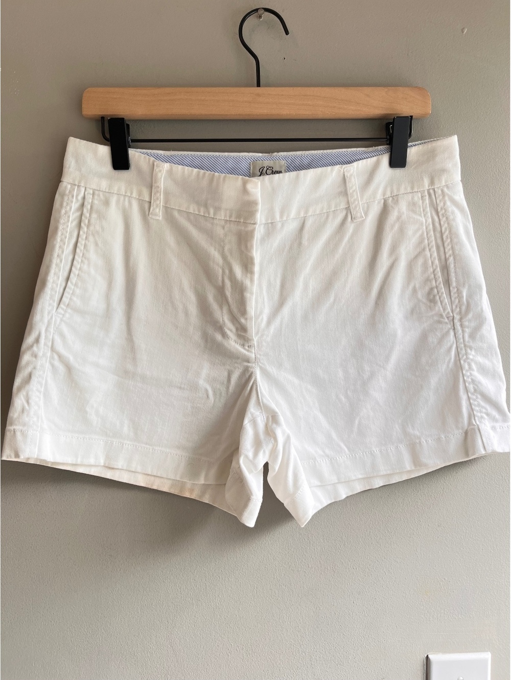 J.Crew Classic Chino Shorts in White Size 6